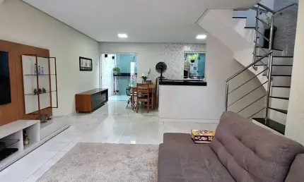 Casa Geminada com 3 quartos à venda em Belo Horizonte