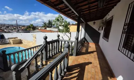 Casa com 2 quartos à venda no Jardim Leblon, Belo Horizonte 