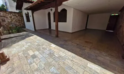Casa com 4 quartos à venda no Castelo, Belo Horizonte 