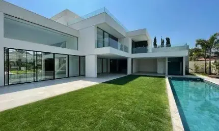 Casa Duplex Alto Luxo de1100m² e com 5 Suítes à venda no Condomínio Malibu Barra da Tijuca
