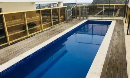 Cobertura com 4 quartos para alugar na Barra da Tijuca, Condomínio Royal Blue, 4 quartos, 4 suites, 4 vagas, localizada na Rua Cesar Lattes