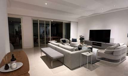 Apartamentos para alugar Condomínio Riserva Uno na Barra da Tijuca, 3 quartos; 3 suites; 3 vagas; box de garagem, localizado na Av. Ermanno Dallari