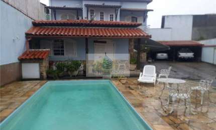 Casa de luxo em condomínio na Taquara, Rio de Janeiro-RJ: 5 quartos, 1 suíte, 1 sala, 3 banheiros, 6 vagas de garagem, 300m².
