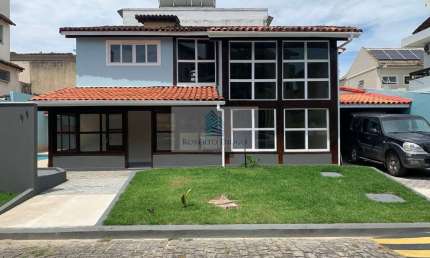 Luxuosa casa em condomínio na Barra da Tijuca, Rio de Janeiro-RJ: 4 quartos, 2 suítes, 1 sala, 4 banheiros, 4 vagas, 300m².