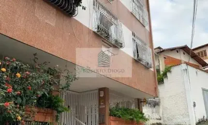 Apartamento à venda em Santa Rosa, Niterói-RJ: 2 quartos, 1 sala, 2 banheiros, 1 vaga, 73m² de área.