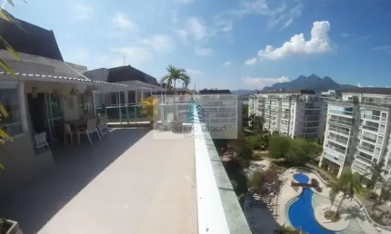 Residência de luxo à venda na barra da tijuca, rio de janeiro: 3 quartos, 1suíte ,2 salas, 4 banheiros, 200m² de área.