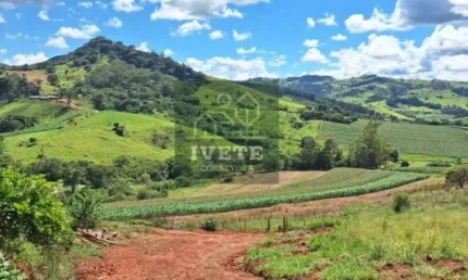 Oportunidade Única! Terreno de 3.000 m2 no Vale das Pedras, Socorro - SP