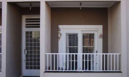 APARTAMENTO DE 63m² COM QUINTAL  2 QUARTOS 2 VAGAS NO BAIRRO PALMARES
