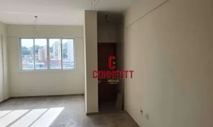 SALA COMERCIAL 34m² BEM LOCALIZADA COM ESTACIONAMENTO PARA O PÚBLICO