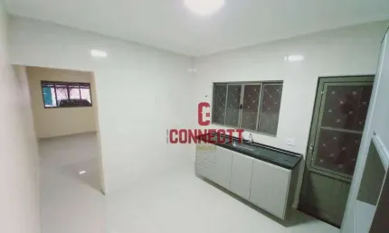CASA DE 3 DORMITÓRIOS SENDO 1 SUITE NO BAIRRO JARDIM ANTARTICA.