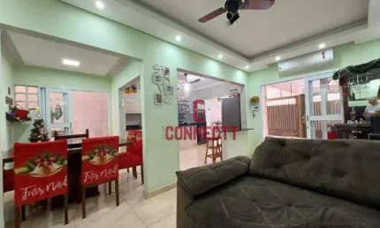 CASA COM 3 QUARTOS SENDO 1 SUITE ÁREA DE CHURRASCO NO BAIRRO PRESIDENTE MÉDICI.