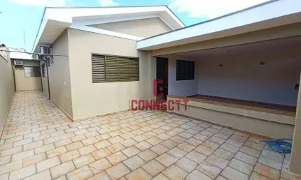 CASA DE 3 QUARTOS SENDO 1 SUITE 4 VAGAS DE GARAGEM NO BAIRRO MARINCEK.
