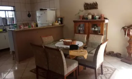 Sobrado com 3 dormitórios sendo 1 suíte à venda, 245 m² por r$ 380.000 - planalto verde - ribeirão