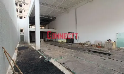 Salão comercial de 330m² de terreno  mezanino no bairr nova aliança.