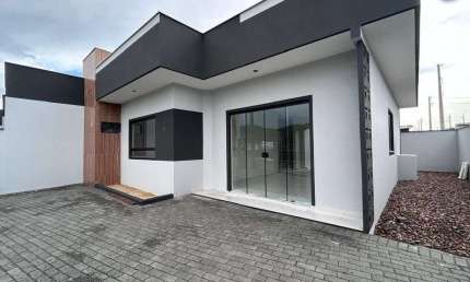 Casa para Venda em Guaramirim / SC no bairro Escolinha