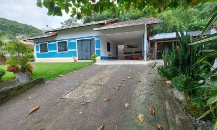 Casa para Venda em Guaramirim / SC no bairro Vila Freitas
