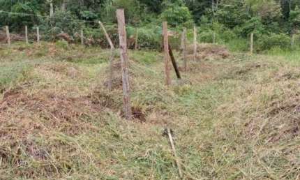 Terreno para Venda em Balneário Piçarras / SC no bairro Pirabeiraba
