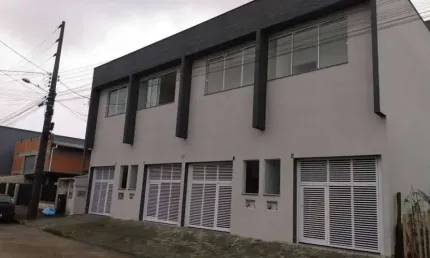 Casa para Venda em Jaraguá do Sul / SC no bairro Rau