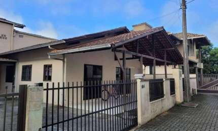 Casa com 2 quartos à venda em Imigrantes, Guaramirim 