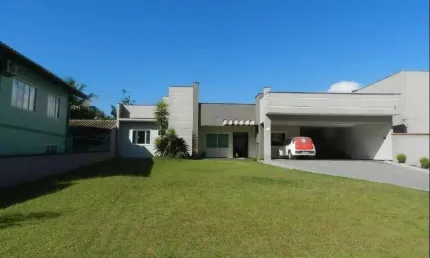 Casa para Venda em Guaramirim / SC no bairro Imigrantes