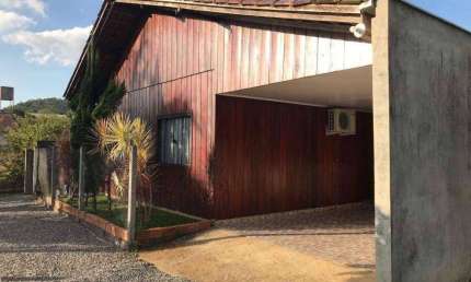 Casa para Venda em Guaramirim / SC no bairro Guamiranga
