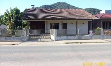 Casa para Venda em Jaraguá do Sul / SC no bairro João Pessoa