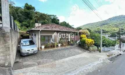 Casa com 3 quartos à venda na Pedro Francisco, Centro, Guaramirim