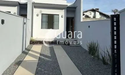 Casa com 2 quartos à venda na Rua Estacio Girardi, Rio Branco, Guaramirim