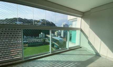 Apartamento em andar alto, próximo a Praia, 66 m², 2 dormitórios, lazer completo, José Menino