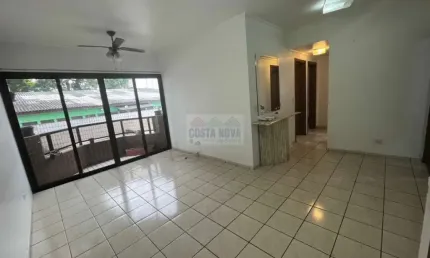 Apartamento à venda na Praça Oscar da Silva na Vila Guilherme, 3 quartos, 2 banheiros, 1 vaga