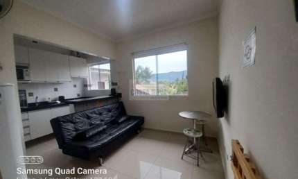 Casa em condomínio fechado com 1 quarto, 1 banheiro, bairro Maracanã