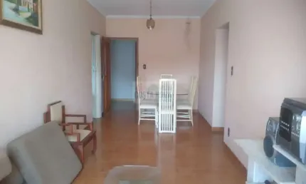 Apartamento com 2 dormitórios, sala para 2 ambientes, ampla cozinha, 1 vaga de garagem