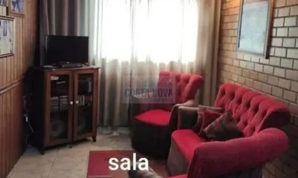 Casa sobrado com 73 m², 2 quartos, 2 banheiros, 1 vaga, bairro Catiapoa