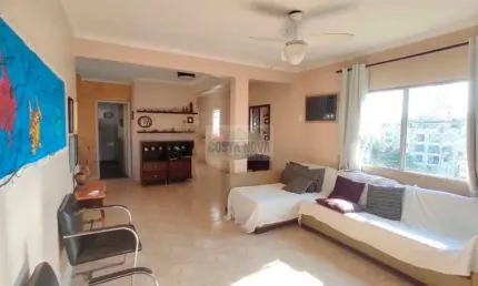 Apartamento à venda, com 120m², 4 quartos, sendo 1 suíte, 4 banheiros e 1 vaga ao lado da praia