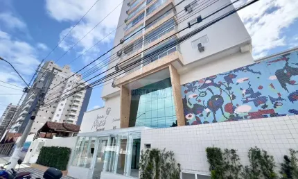 Apartamento com 2 quartos, 1 suíte, 1 vaga de garagem, no bairro Canto do Forte.