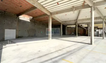Lage comercial no bairro Vila caiçara na principal avenida de Praia Grande.
