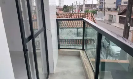 Sobrado próximo da praia no bairro da Aviação. 66 m², 2 quartos, 1 garagem