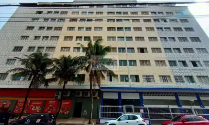 Apartamento 4º Andar com Elevador, Vila Mirim, Praia Grande - R$230 mil