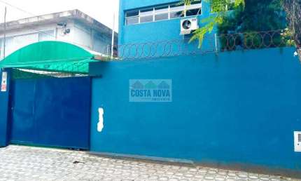 Imóvel comercial para venda e locação no bairro Vila Belmiro em Santos/SP.