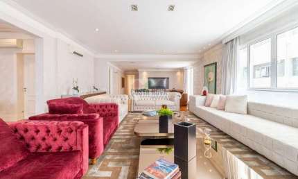 Apartamento de luxo com 4 suítes e 4 vagas na Rua São Vicente de Paulo, Higienópolis