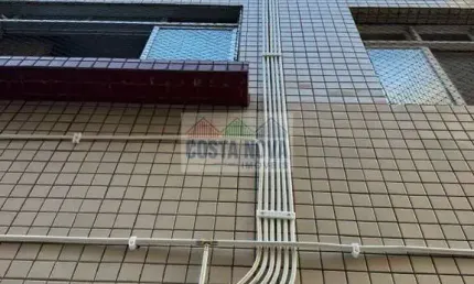 Apartamento com 2 dormitórios, 1 banheiro, 1 vaga. bairro guilhermina