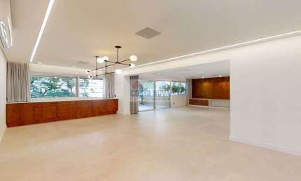 Apartamento à venda na Avenida Horácio Lafer, com 3 suítes e 4 vagas, com 236m² no Itaim Bibi