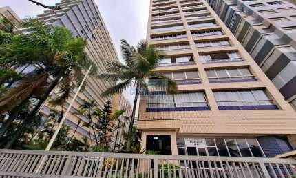 Apartamento com 3 dormitórios, 1 suíte, elevador privativo e Vista Mar - no Itararé / São Vicente