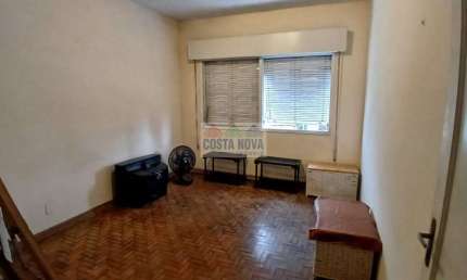 Casa à venda com 267m², 4 quartos, 3 salas, 1 cozinha, 2 vagas á 8min da praia em São Vicente