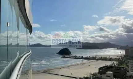 Apartamento mobiliado com 53m², 1 dormitório, sala e vaga de garagem frente para o mar em Gonzaga