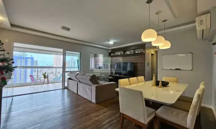 Amplo e moderno no embaré com 3 dorms, 1 suite, 131m², varanda gourmet, andar alto e vista livre
