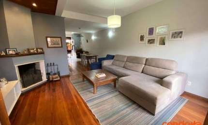 Casa com 3 dormitórios para alugar, 182 m² por R$ 6.721,00/mês - Espírito Santo - Porto Alegre/RS