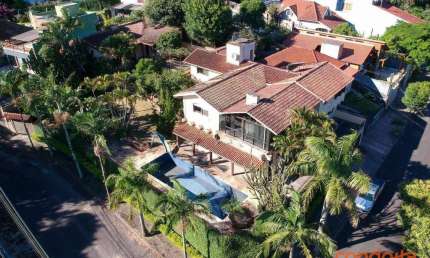 Casa com 3 dormitórios para alugar, 667 m² por R$ 11.690,00/mês - Guarujá - Porto Alegre/RS