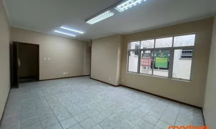 Sala para alugar por R$ 1.349,09/mês - Camaquã - Porto Alegre/RS