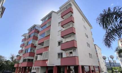 Apartamento com 2 dormitórios para alugar, 73 m² por R$ 2.351,27/mês - Cavalhada - Porto Alegre/RS